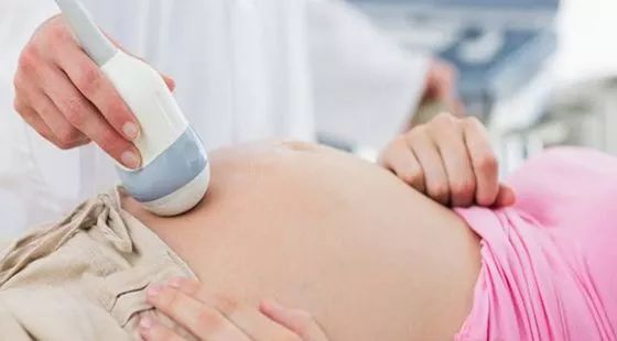 胎儿左右心室有强光斑是什么原因,胎儿左右心室有强光斑关注事项