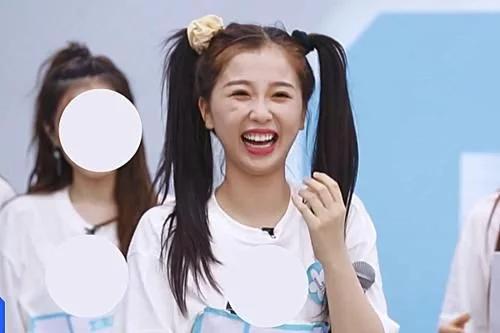 虞书欣特别喜欢戴美瞳,虞书欣鬼脸完整视频