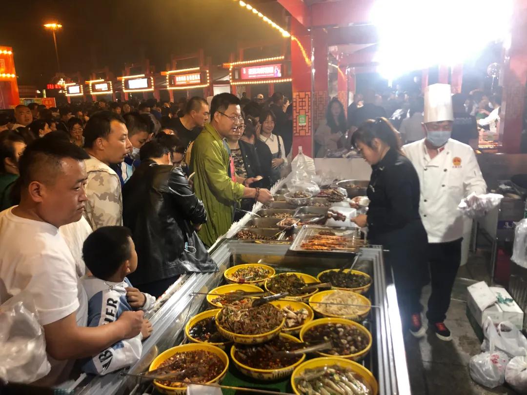 辽宁东港市海鲜美食节精彩显现,丹东东港海鲜美食推荐