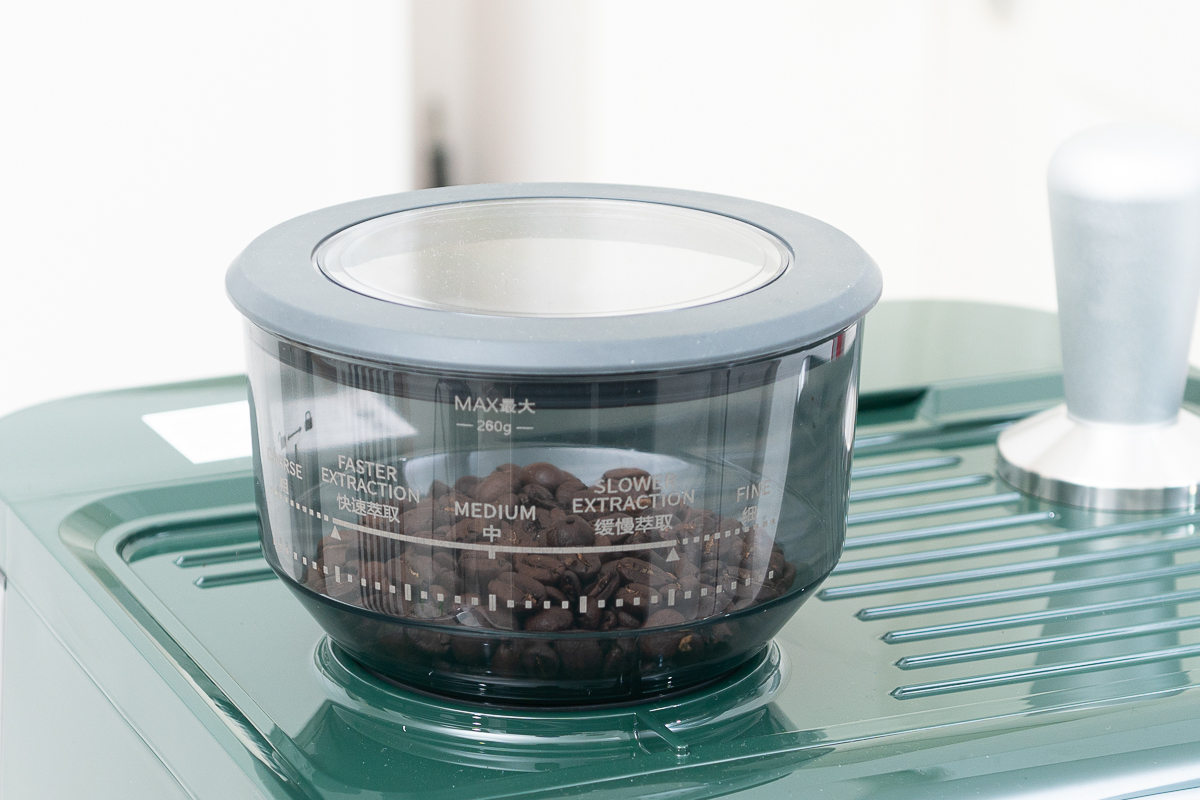 半自动意式咖啡胶囊咖啡机哪个好,胶囊咖啡机半自动和全自动的区别