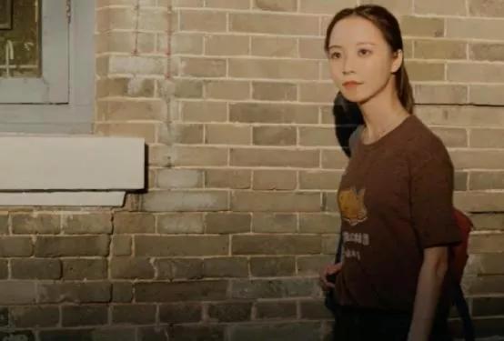 清华ai学生华智冰和真人一样吗,清华华智冰到底是机器人还是系统