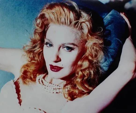 怀念海蒂，那个为女性探寻*福性**的边界却惨遭流放的女人⋯⋯