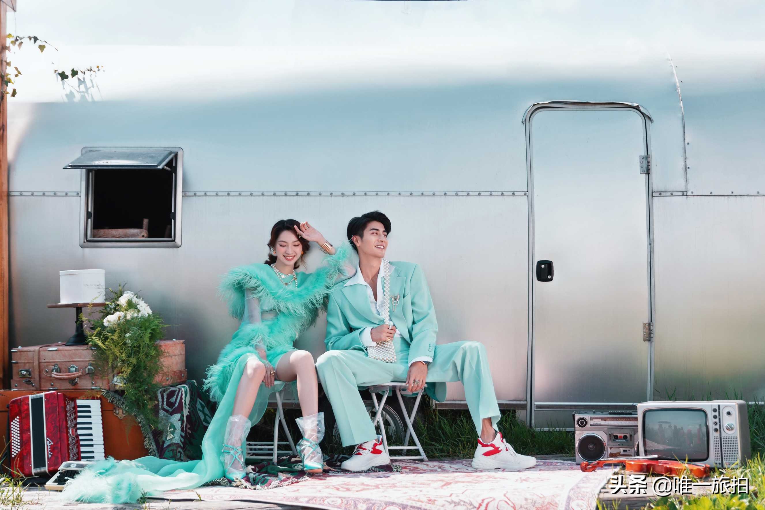 蓝色婚纱美出高级感,2024年流行的5大风格婚纱