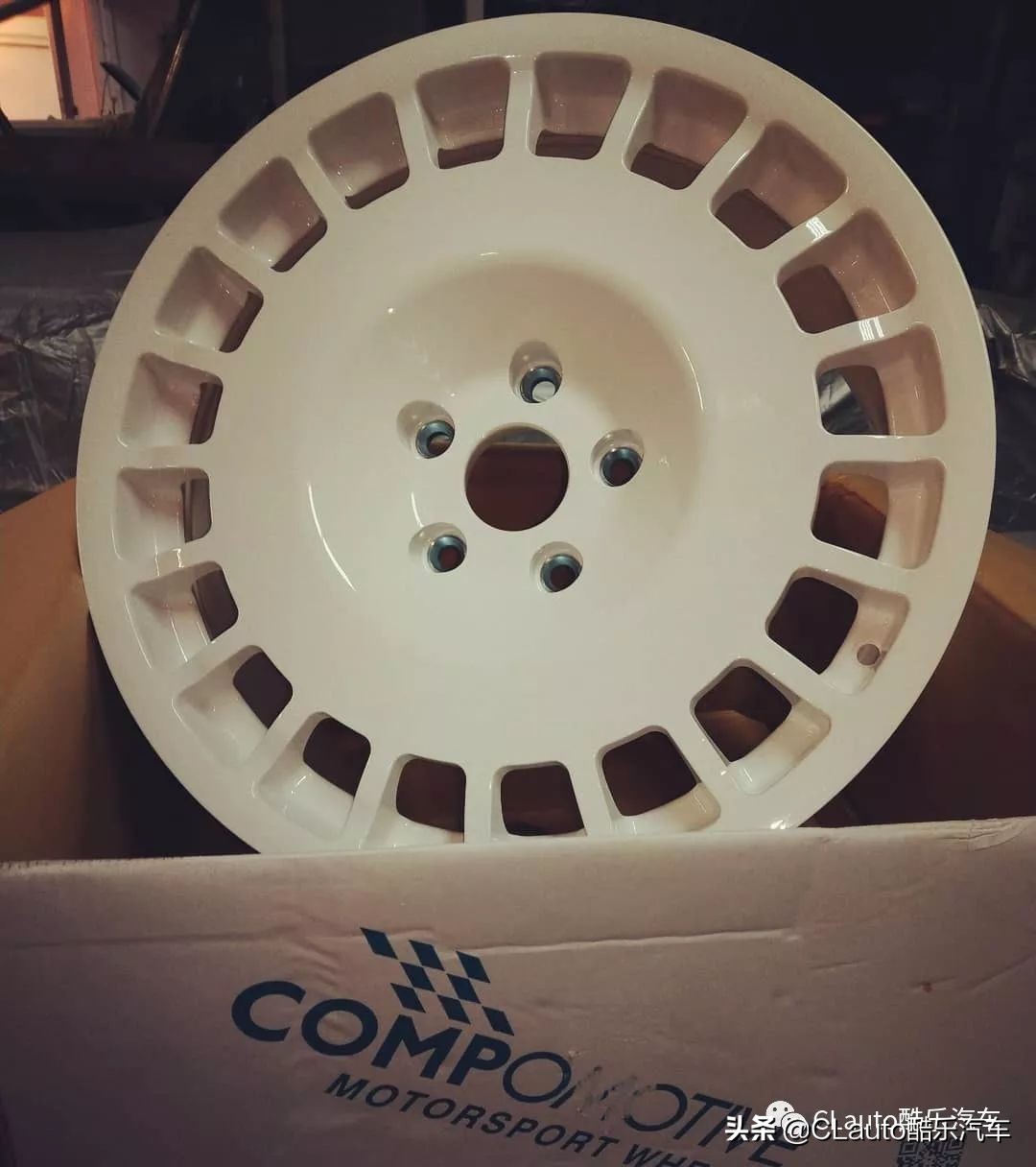 17寸最受欢迎的改装轮毂,最具性价比的改装轮毂