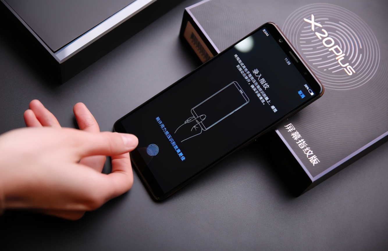 用牙控制手机？TeethTap或许可实现这一功能