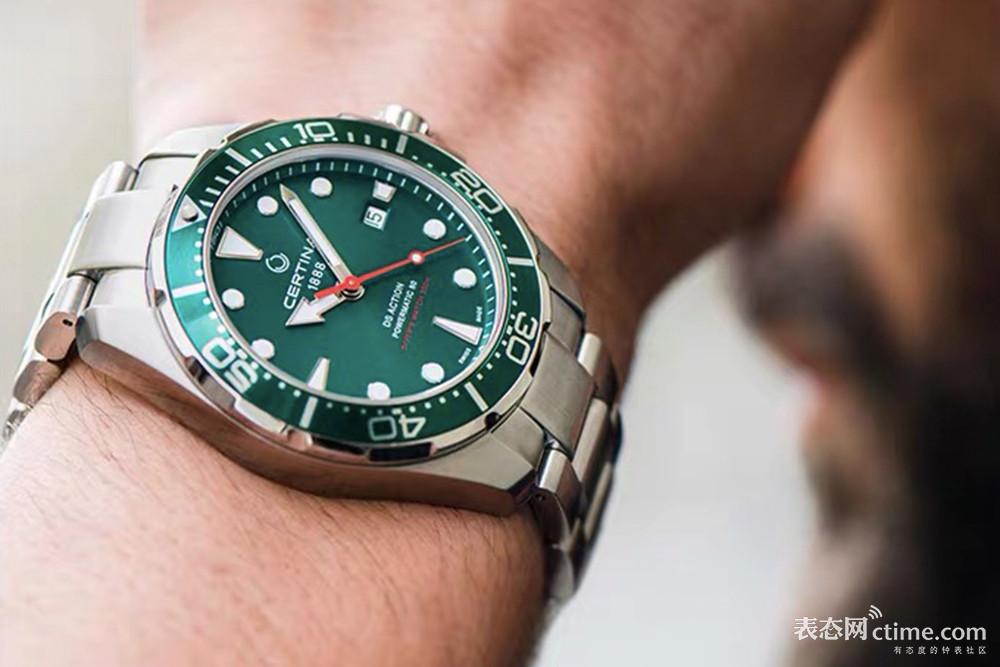最值得入手的石英潜水表,三款亲民又实用的潜水表推荐
