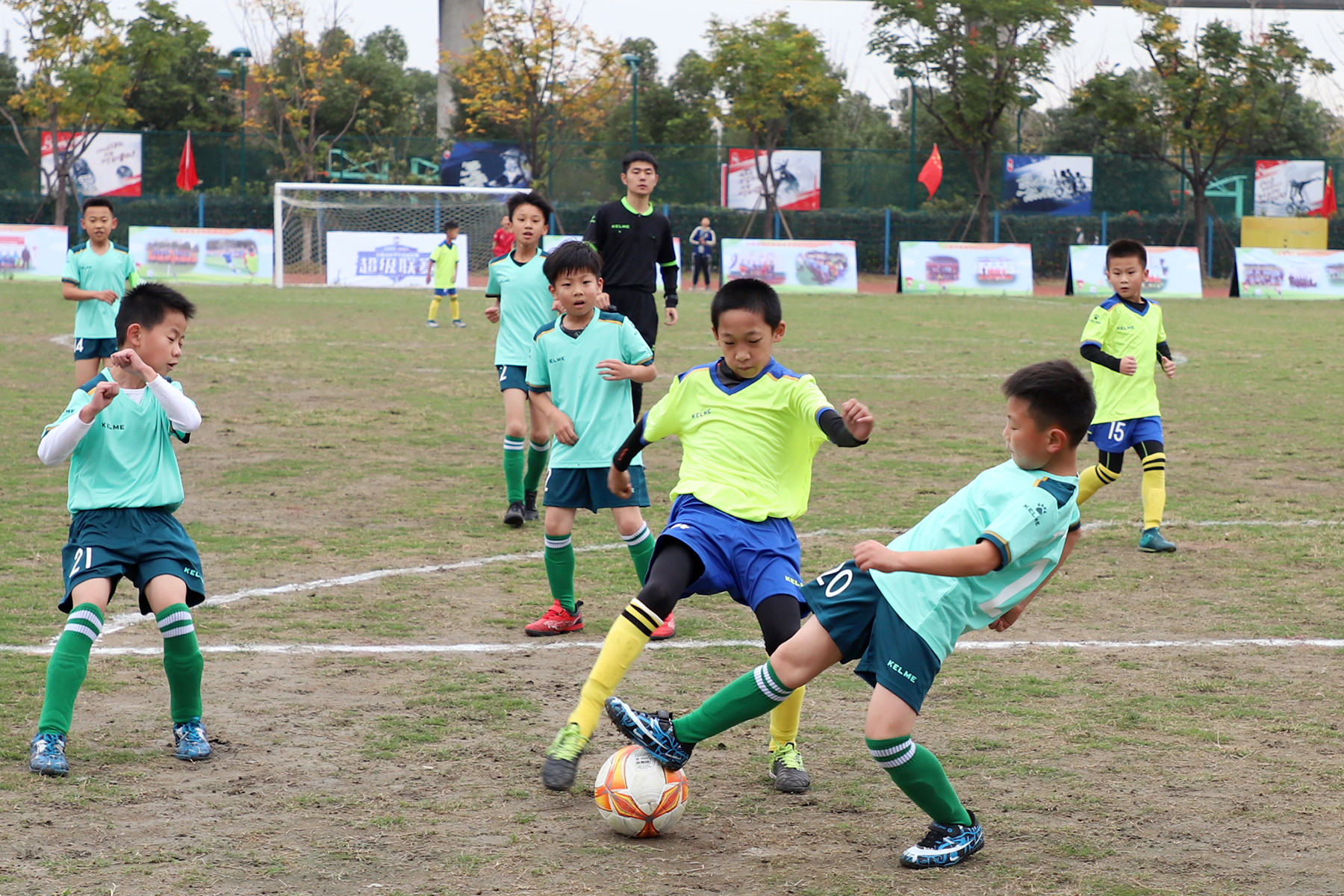 无锡小学足球比赛赛程,全国中小学生足球联赛赛程表最新