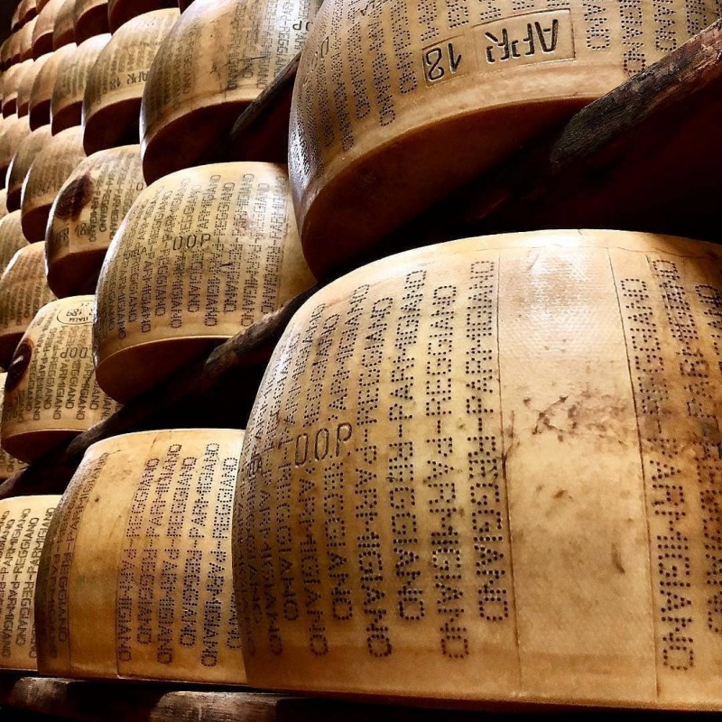 如何分辨真假意大利起司之王“帕玛森起司”