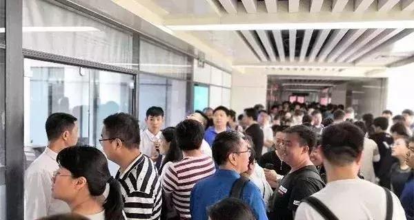 月薪8000，在北京、上海、天津哪里能活得最好？