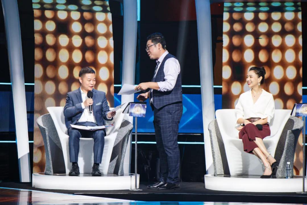 小鹏汽车ceo何小鹏造飞行汽车,小鹏汽车ceo何小鹏