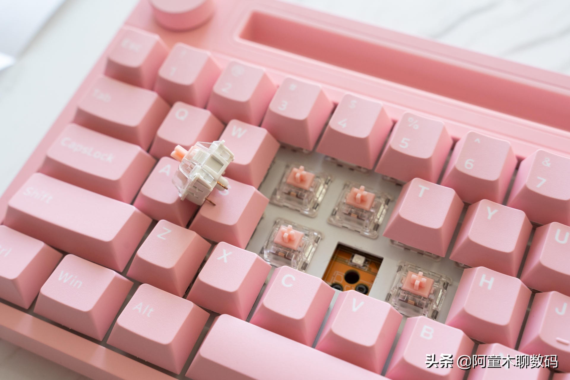国产外设品牌，高颜值特色键盘盘点