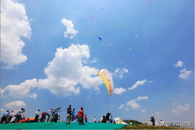 鏋楀窞甯傜鍗佷簲娆″厷浠ｄ細,鏋楀窞绗竴娆″厷浠ｄ細