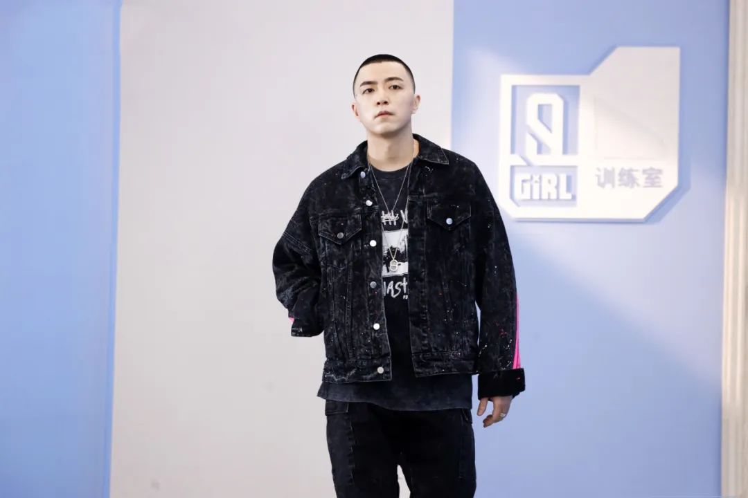 热综|《青春有你2》爆火，话题选手魔性舞台简直太精彩！