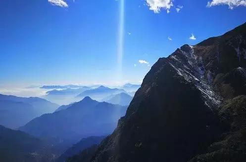 上焦山看云海，奇趣动物之旅，这个地方离成都只有4个小时车程