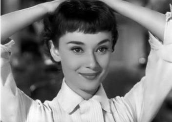 上世纪15位欧美女明星历史照片，梦露红裙侧身撩发，天使赫本领衔