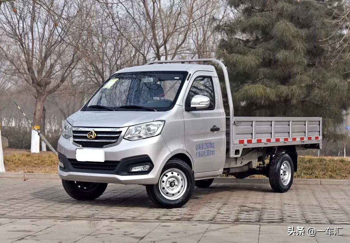 电动助力+中控大屏+倒车影像，长安新豹T3：谁说干粗活就不懂享受