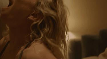 ella分娩痛苦,ella分娩美丽新世界