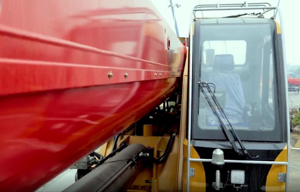 中联的55吨好还是三一55吨吊车好,中联55吊车对比三一55吊车