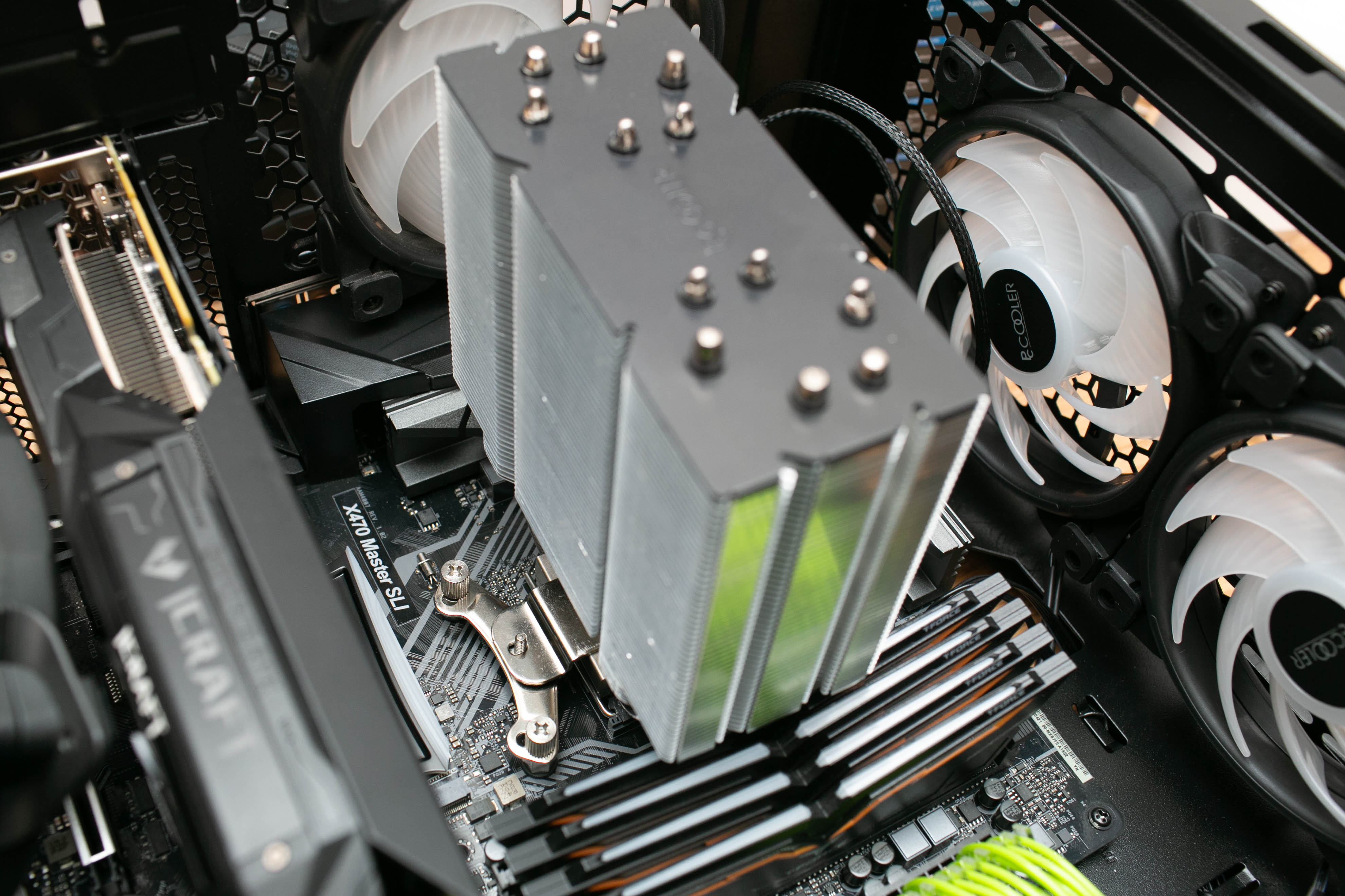 超频三东海风云,超频三东海x4炫彩版能压什么cpu