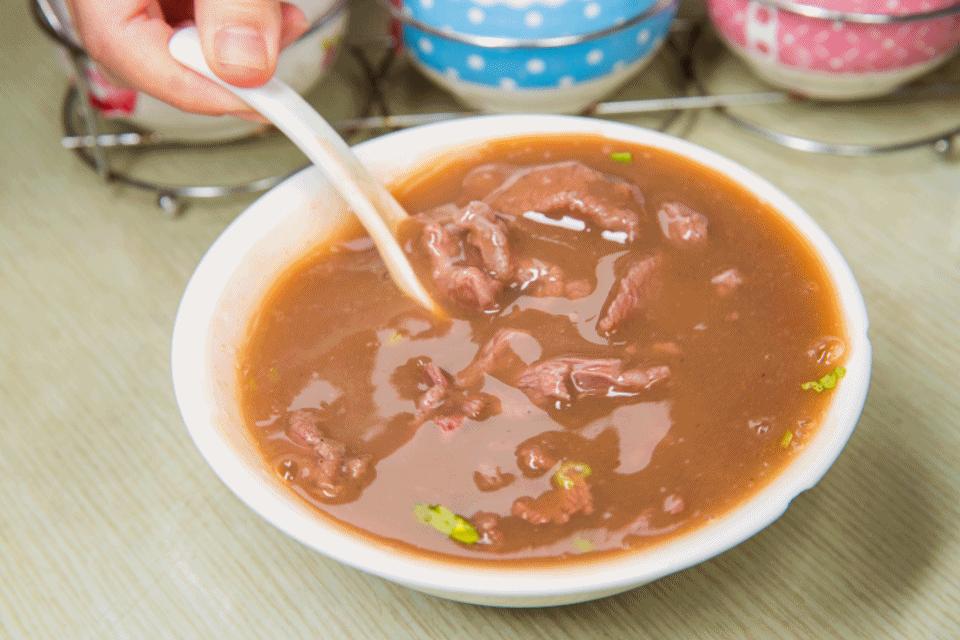 走吧，去龙门镇，吃上一整天