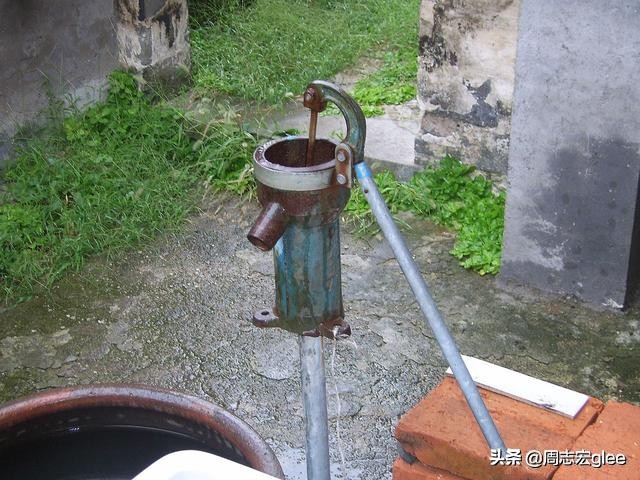 地球的水被抽干视频素材,如果地下水抽完了怎么办
