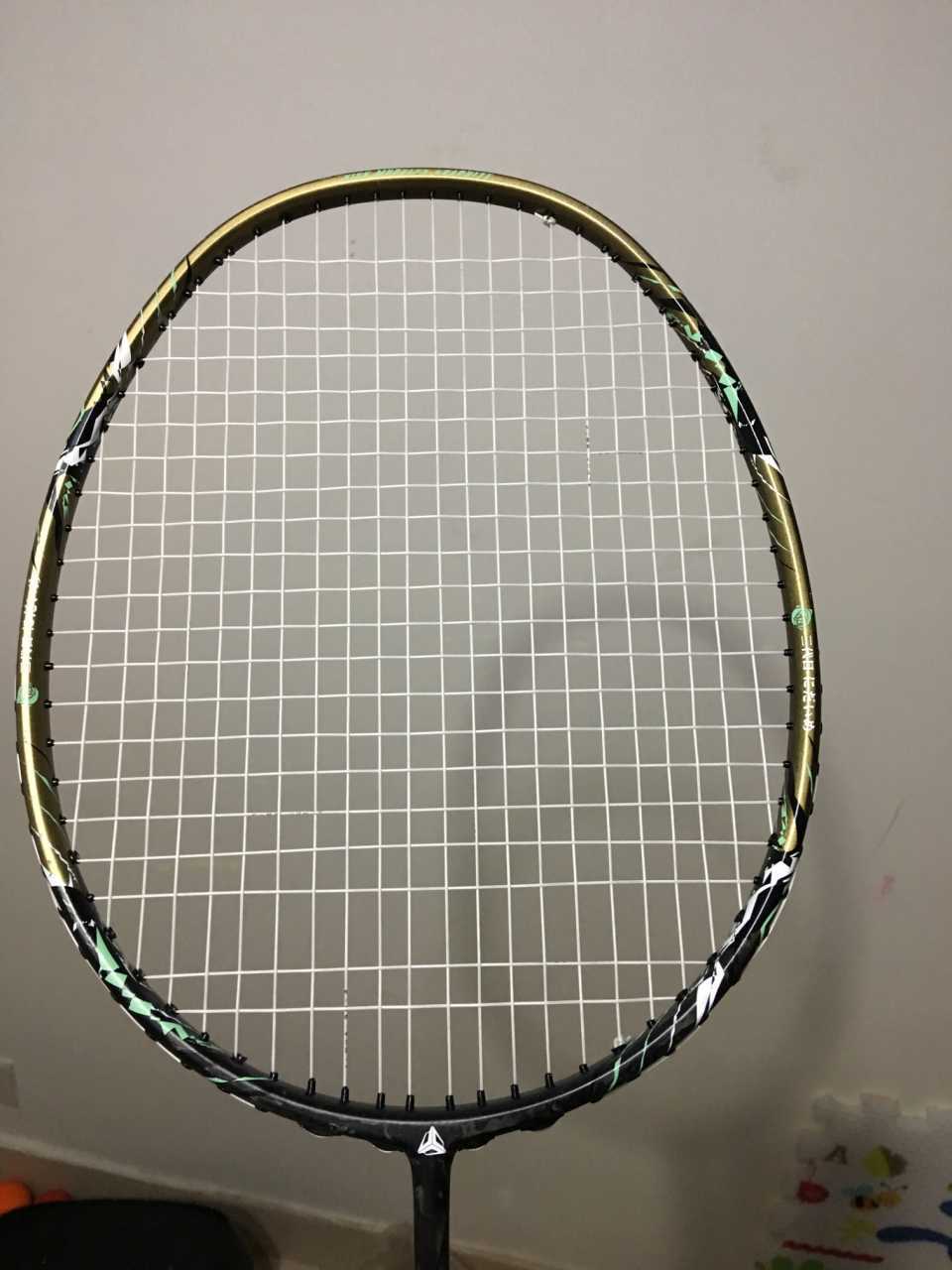 羽毛球线快断了穿线还是断了穿线,羽毛球拍穿线机穿线教学