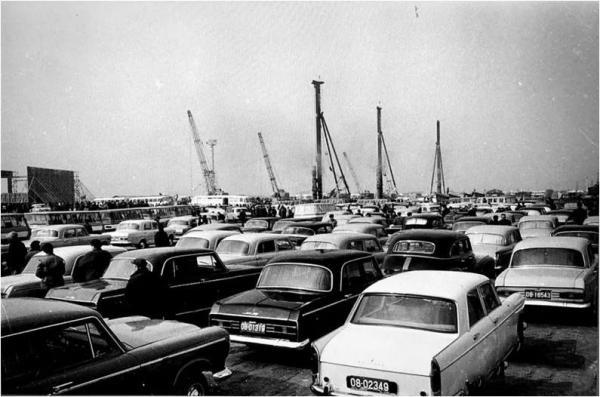 买了一年的车需要年审吗,买了辆二手车年检只有半年