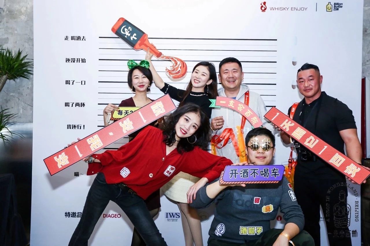 omg加工视频大全,omg夺冠高燃酒吧介绍