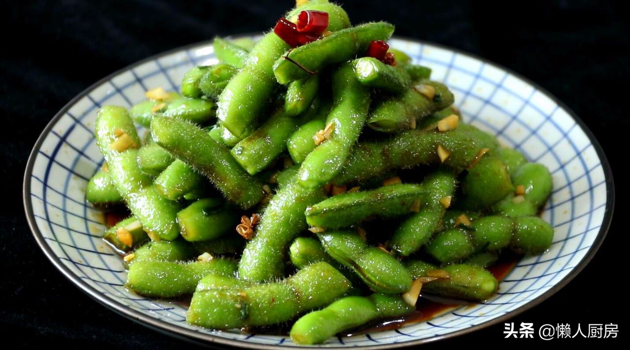 煮带壳的毛豆怎么不会发黄,怎样才能煮出翠绿的毛豆