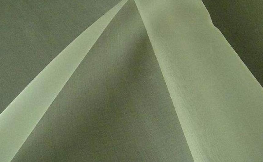 鐖辩┛鐪熶笣琛ｆ湇鐨勪汉,鐪熶笣闆汉鍜岀湡涓濋潰鏂欑殑鍖哄埆