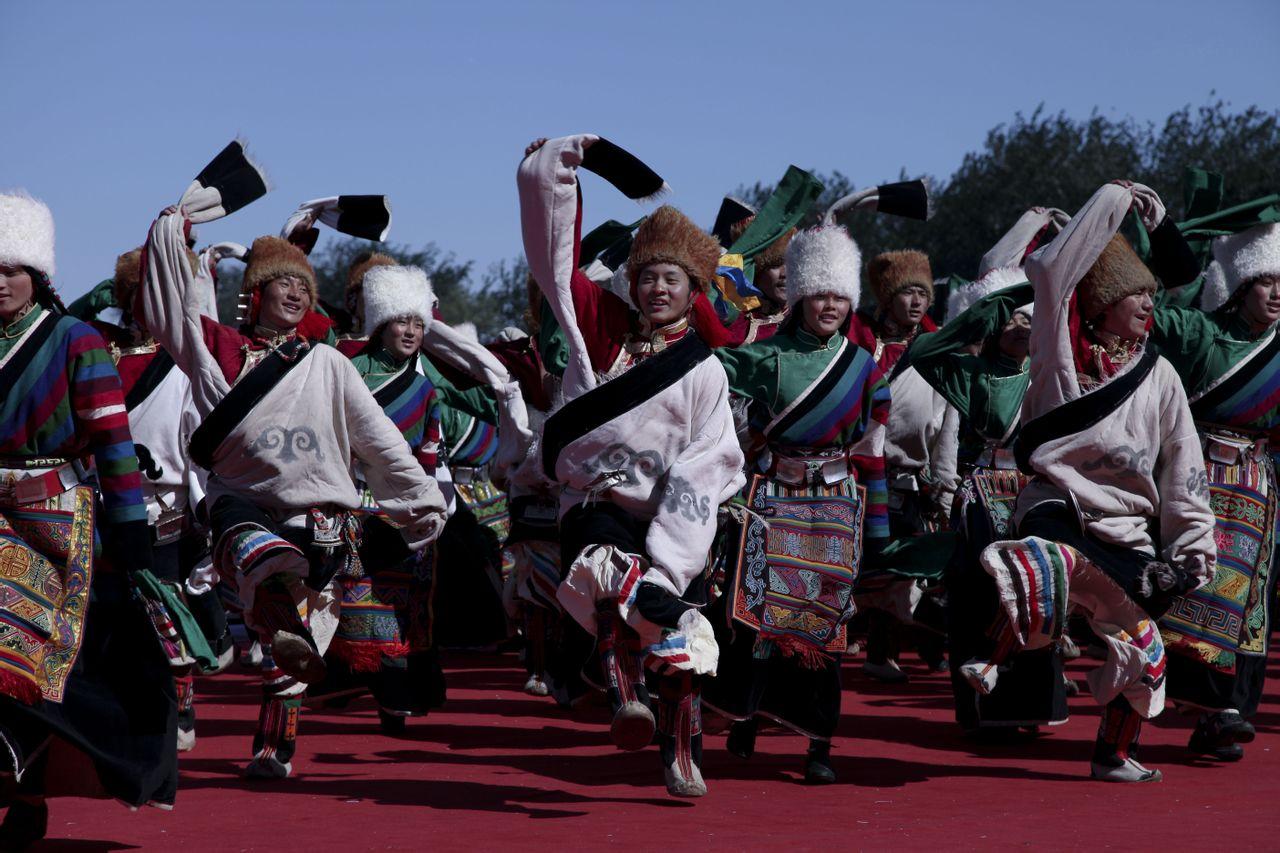 香格里拉旅游攻略白塔,香格里拉十大隐藏秘境