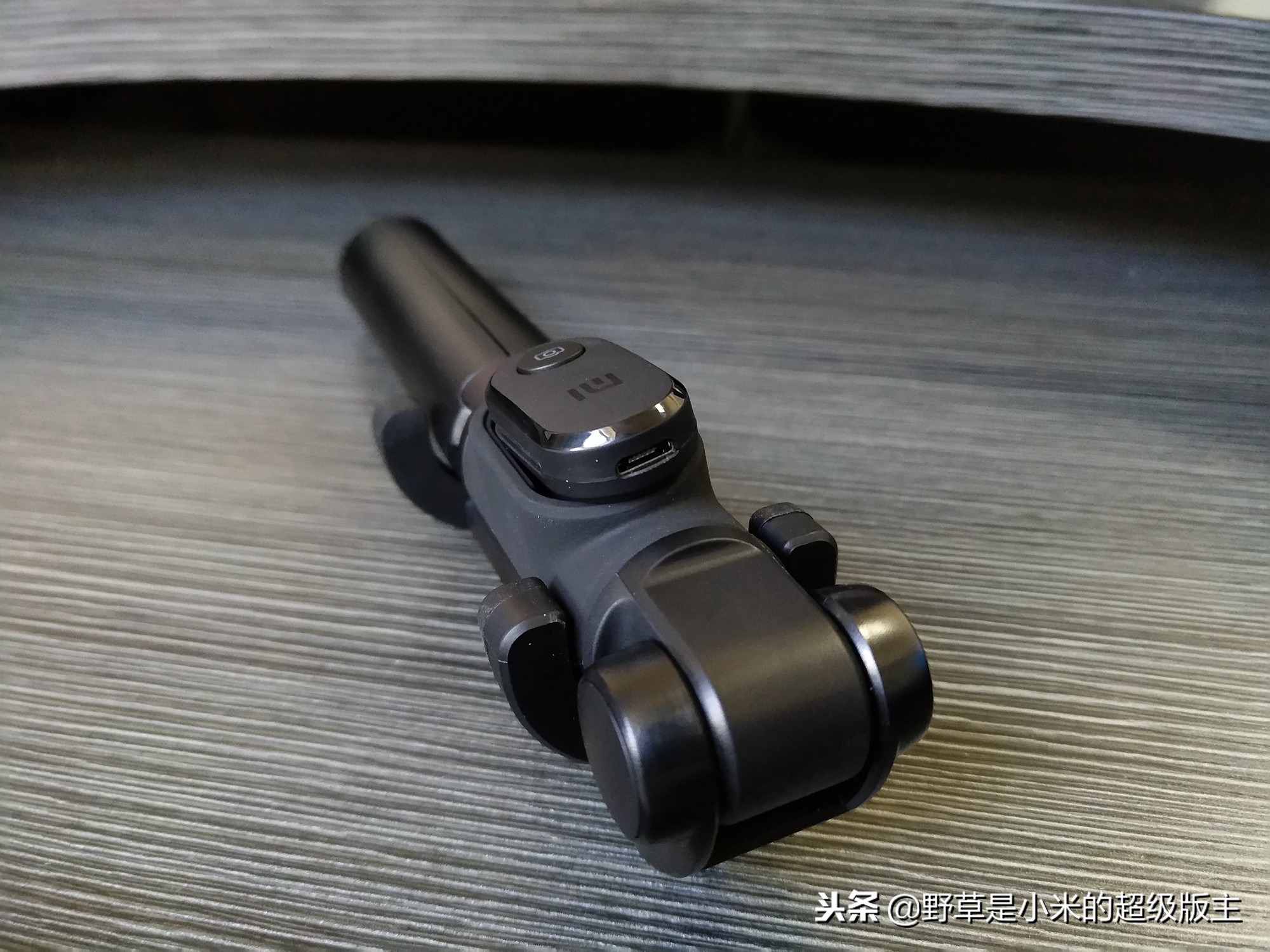 小米手机支架式自拍杆,全网最火自拍杆神器小米