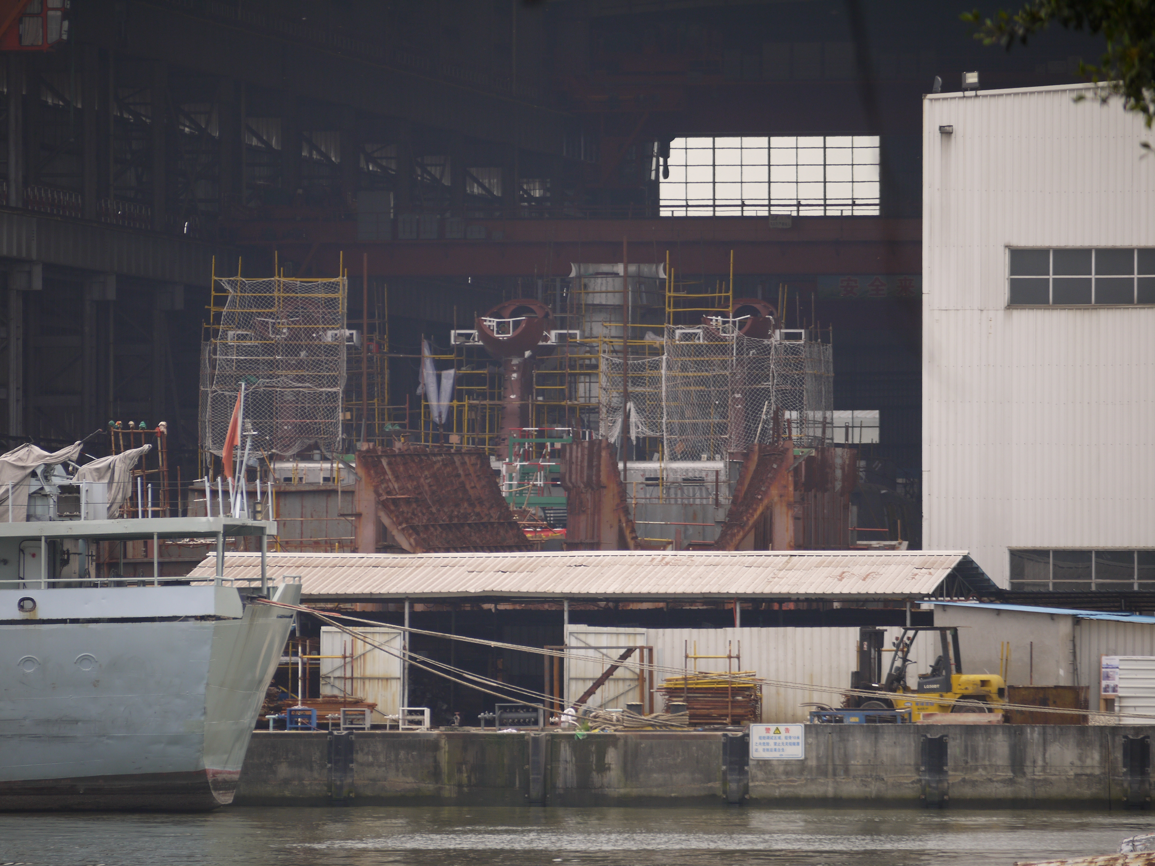 中国有野牛气垫艇吗,希腊买过中国武器吗