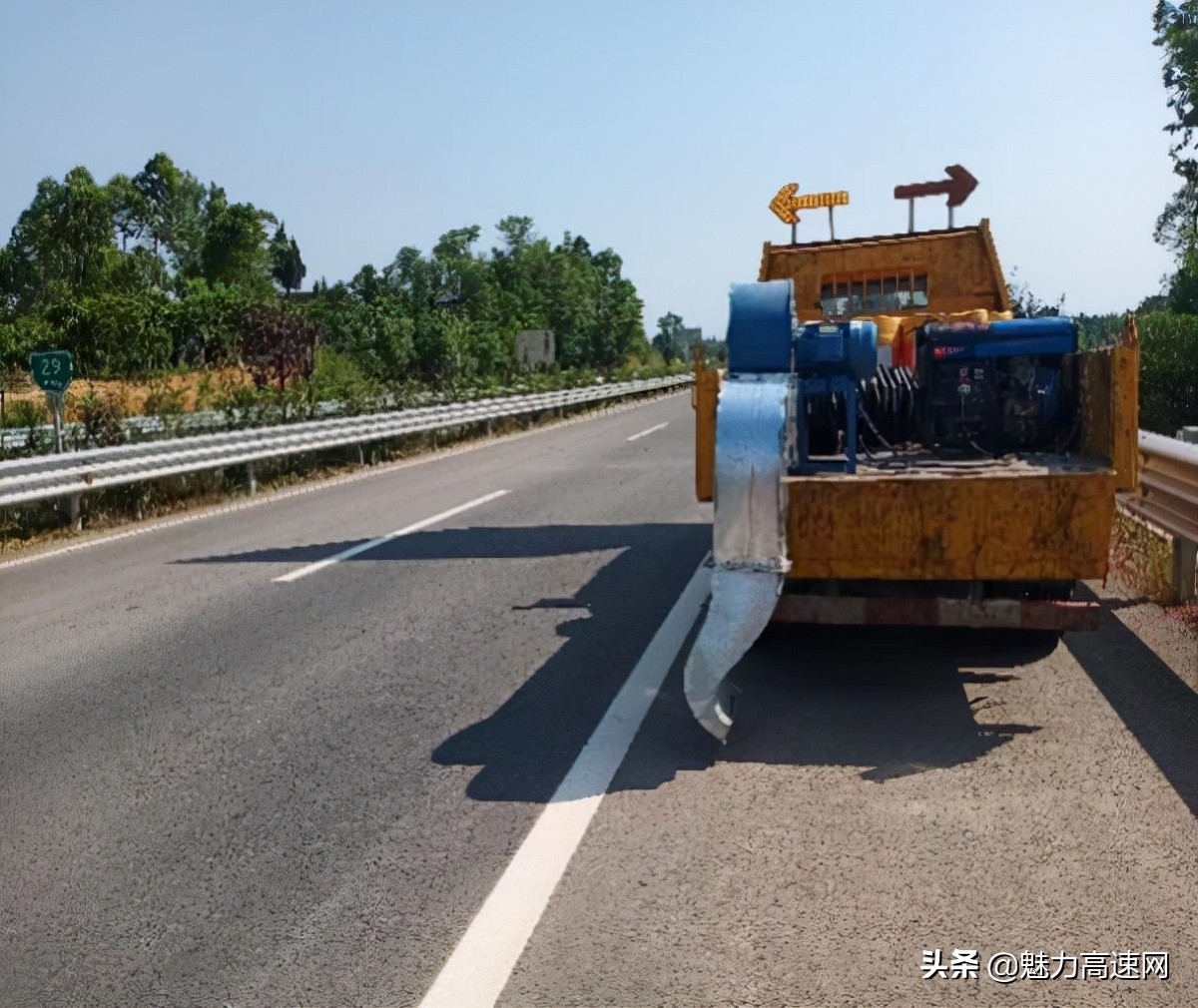 高速公路路沿清扫机,重庆道路清扫车扫地机