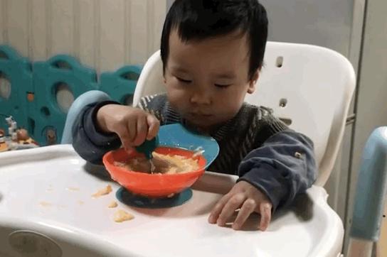 训练自主进食的宝宝餐具,婴儿自主进食餐具第一名