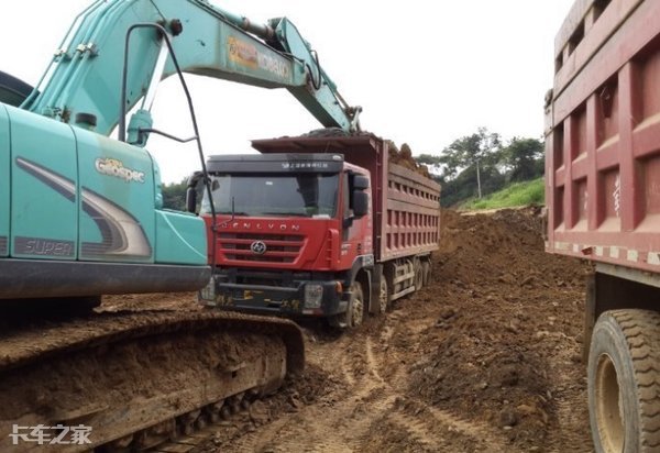 陷车最简单的解决方法,陷车怎么自救最有效