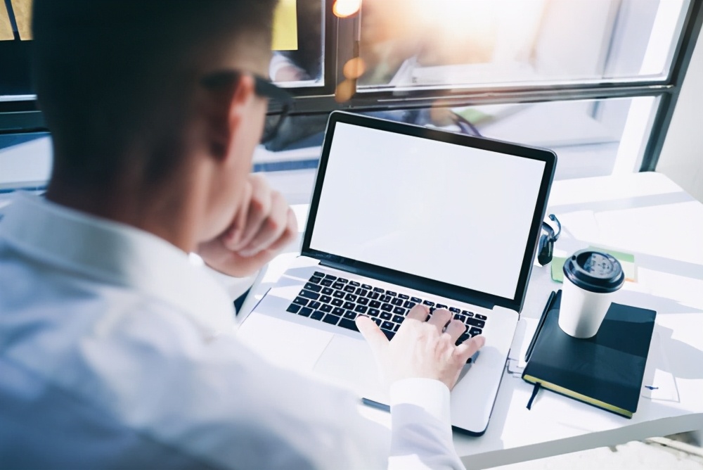 被领导冷落排挤边缘化怎么办,团队被领导边缘化最明智的做法