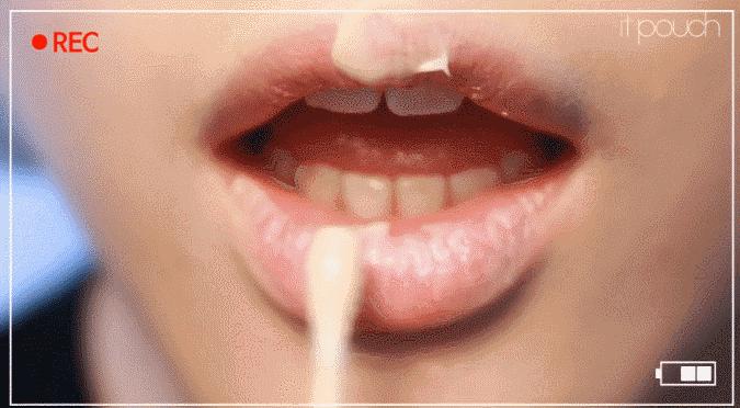 涂口红不脱妆的正确方法,涂口红不掉色的正确方法