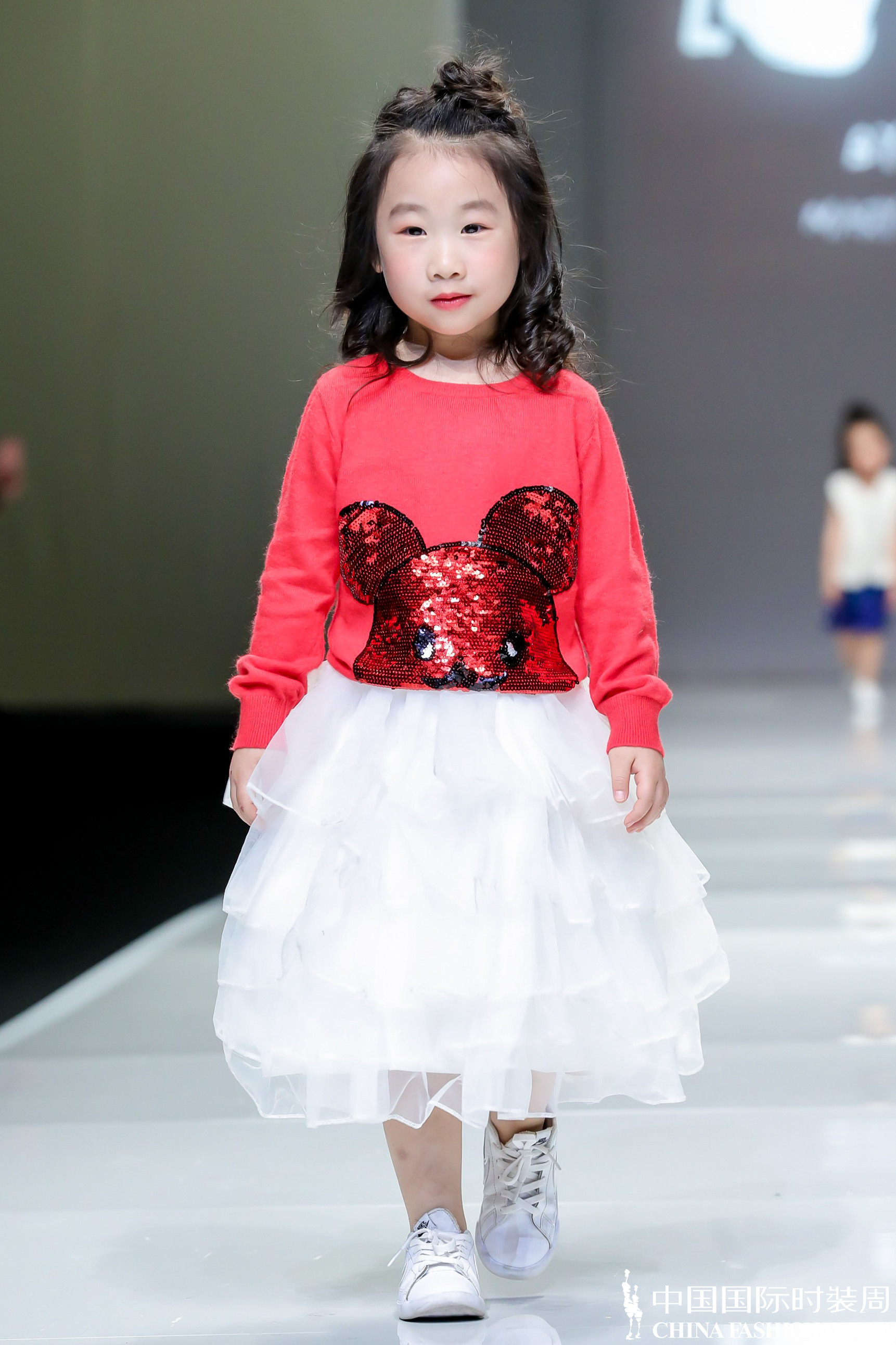中国国际儿童时装周杭州艺尚小镇,童画童话童装
