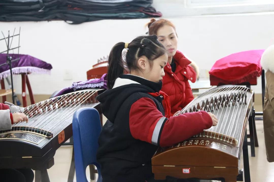 涓烘槑瀛︽牎鏍℃湰璇剧▼,涓烘槑瀛︽牎灏忓璇剧▼