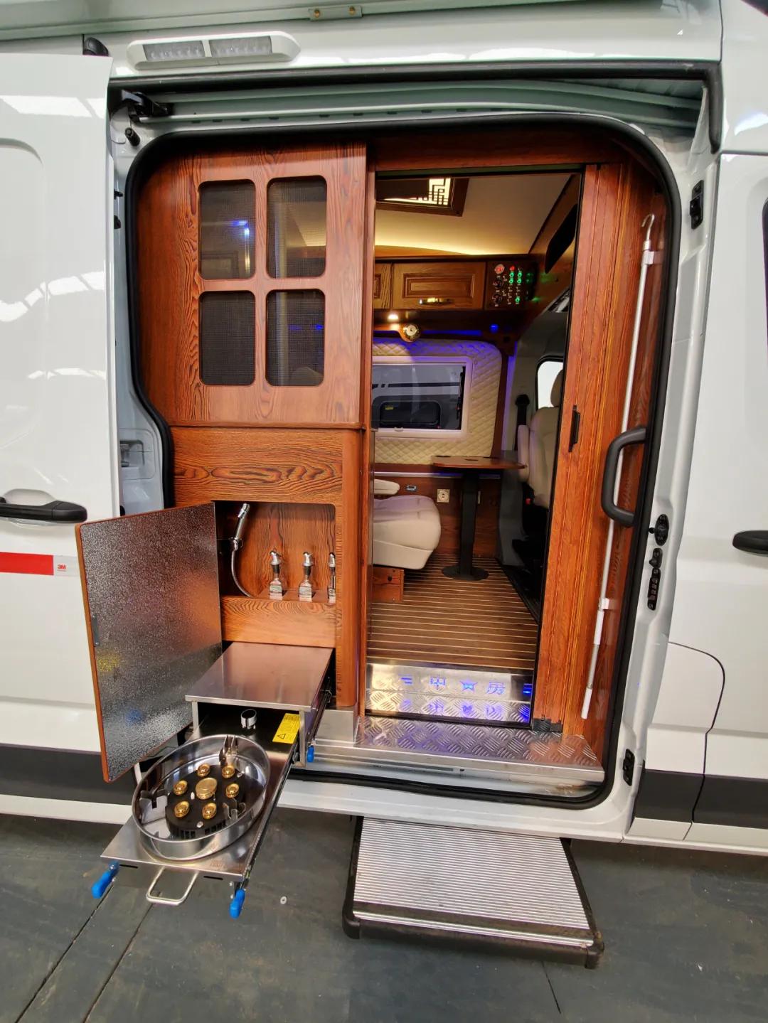 中式风格+48V电路这款中房星耀纵床版B型房车你喜欢嘛？