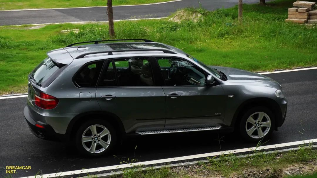 e70x5上代车型,11款宝马x5e70试驾视频