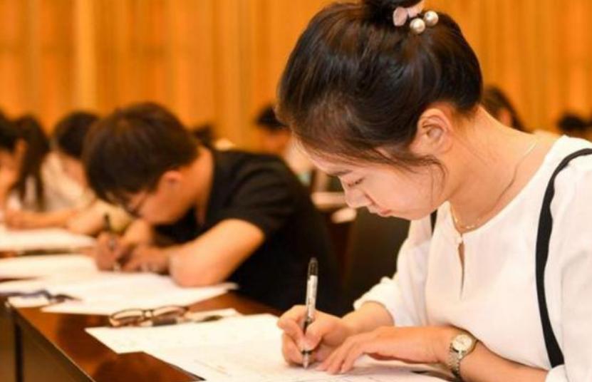 大学毕业后三年后收入最高的专业,大学里赚钱高的几个专业