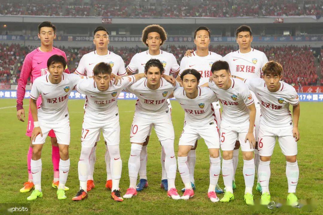 权健老板束昱辉还会投资足球吗,天津权健束辉