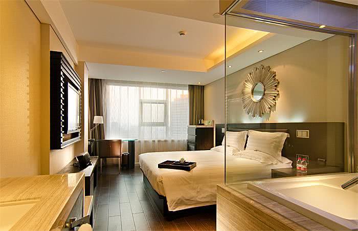 浜斾竴閽滄儬闇囨捈鏉ヨ,闇囨捈鏉ヨ鍏ㄥ満浜旀姌