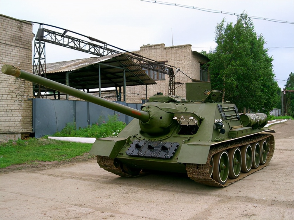 su-100坦克歼击车哪个国家还在用,su100坦克歼击车介绍