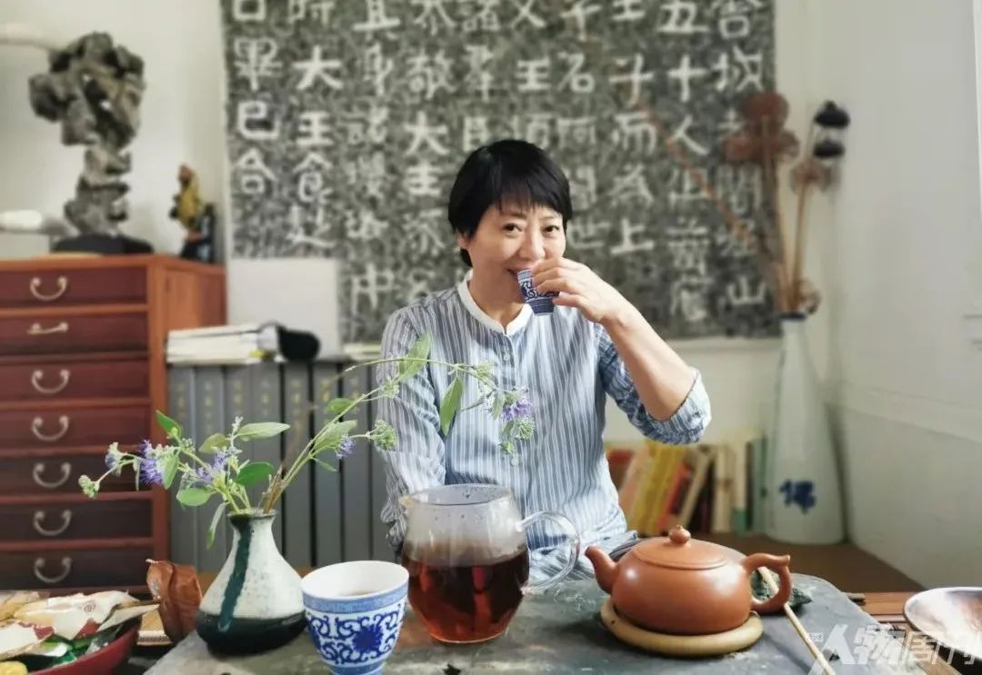 养父性侵女律师后续,养父性侵案女律师