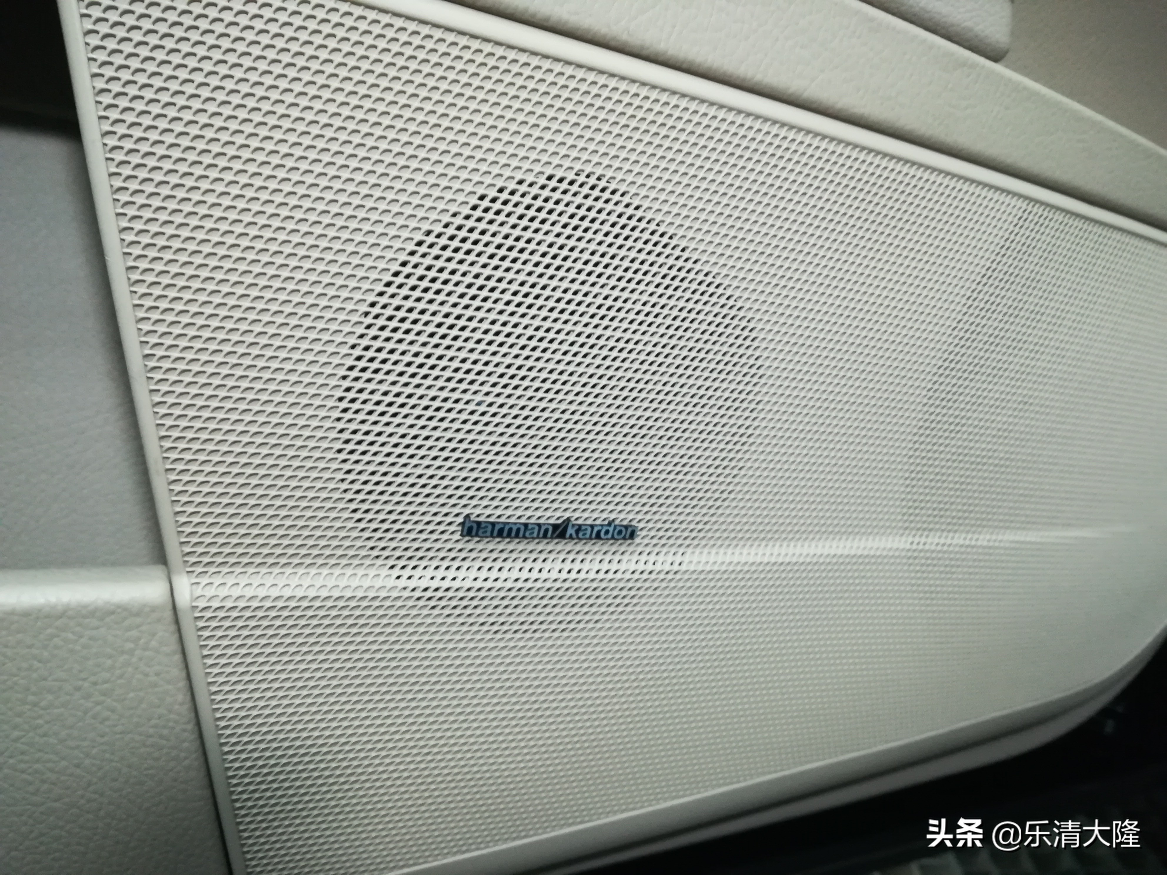 奔驰s350门边镀铬条,奔驰s350座椅清洗翻新