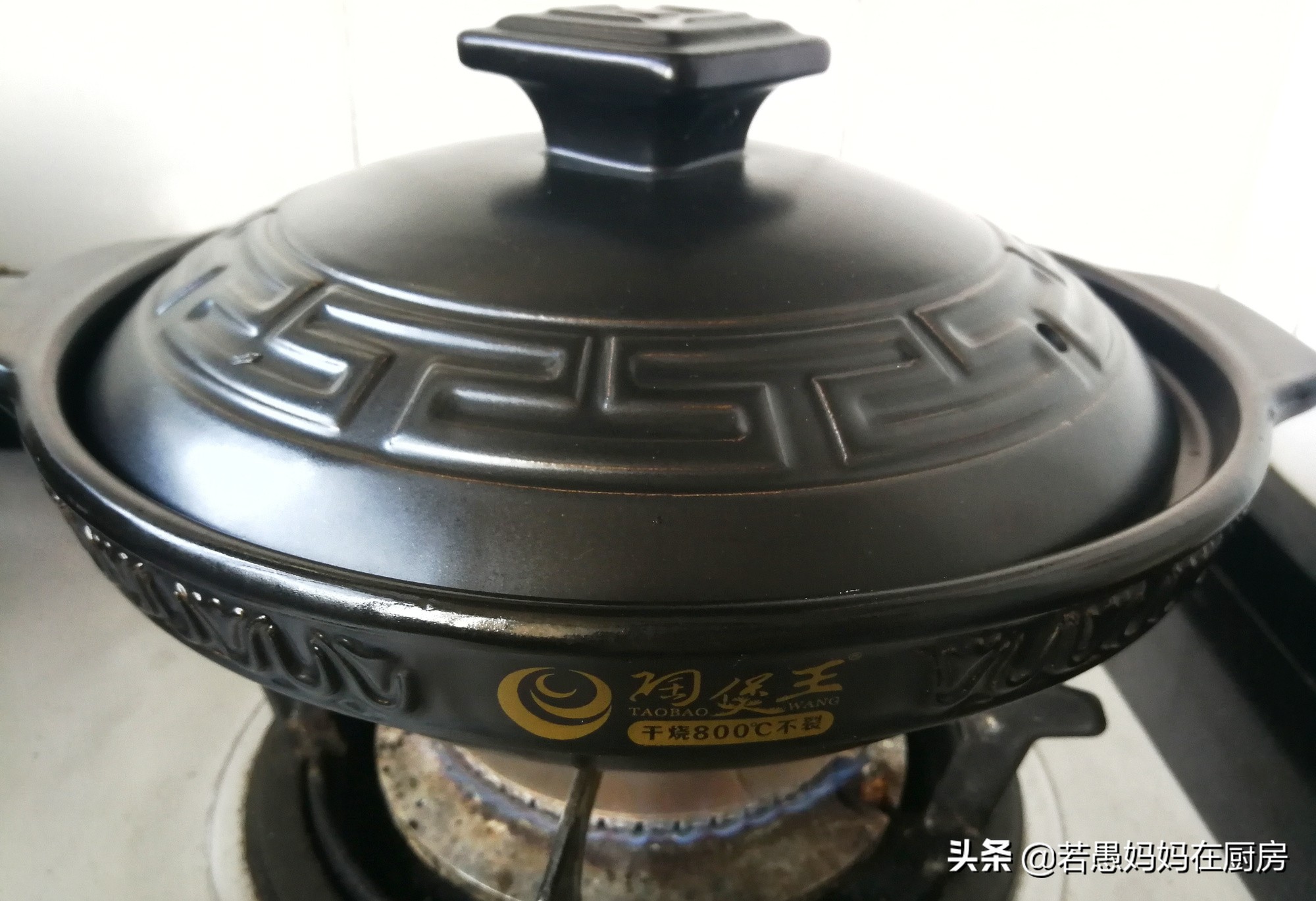 小鲫鱼不油炸怎么炖刺会烂,小鲫鱼怎样烧汤更好吃