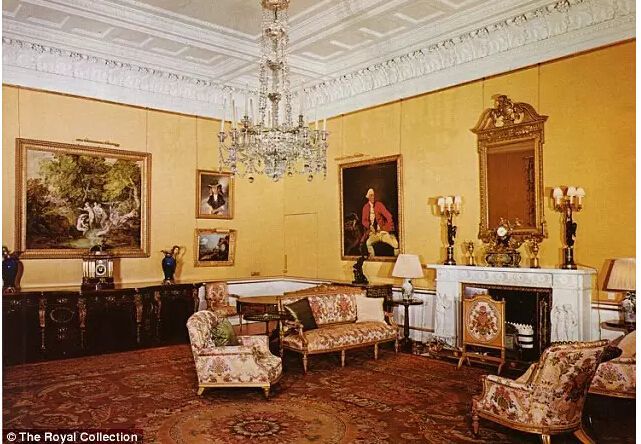 被困在白金汉宫6个房间里的王妃：莎拉·弗格森谈王室生活